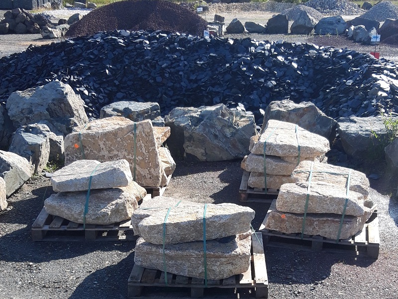 rocaille granit ocre inférieure à 300 kilos